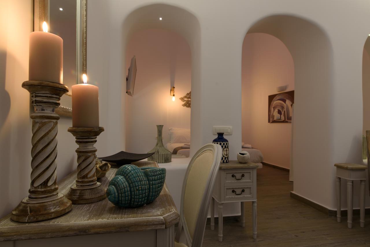 Angel Luxury Suites Фира Екстериор снимка
