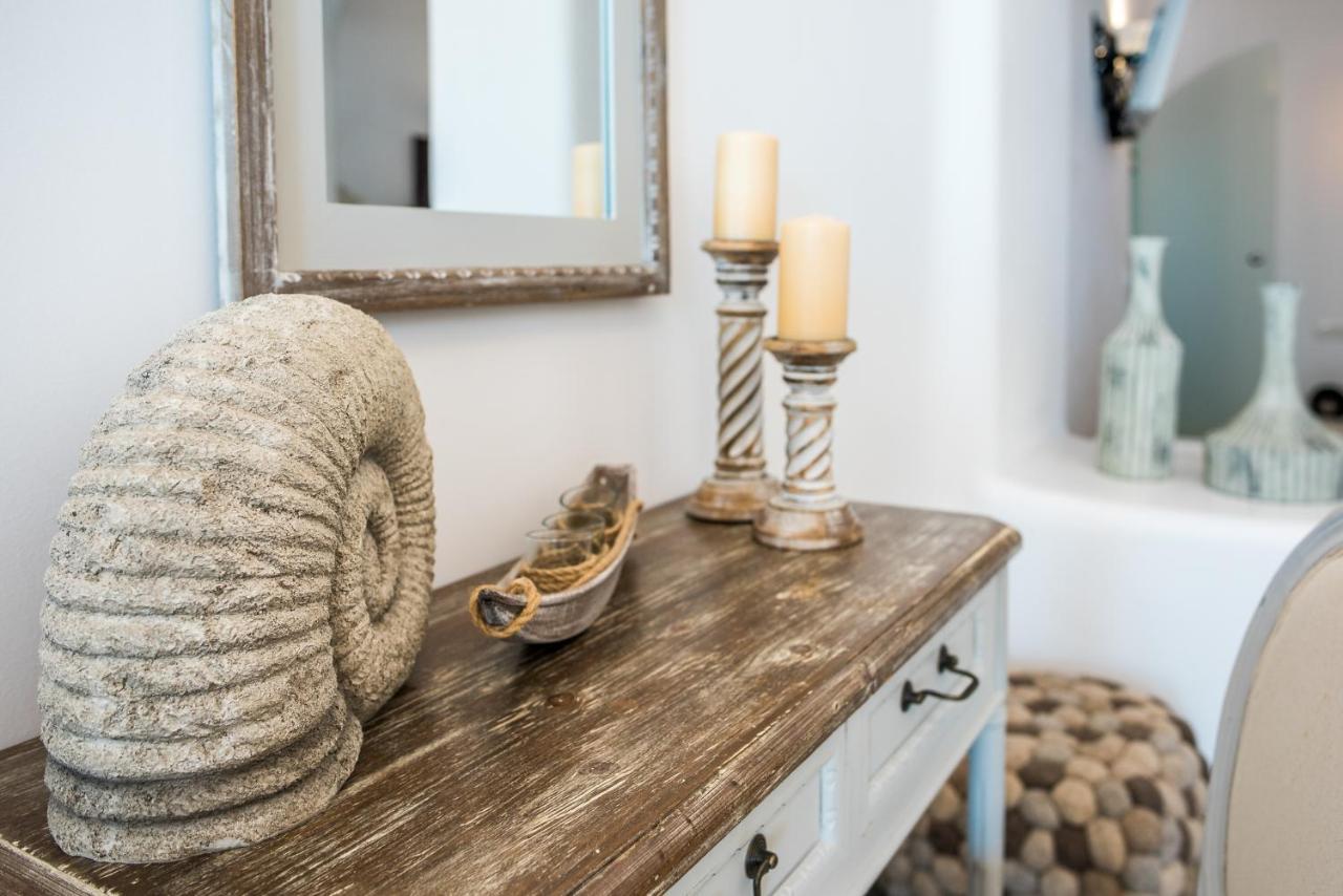 Angel Luxury Suites Фира Екстериор снимка